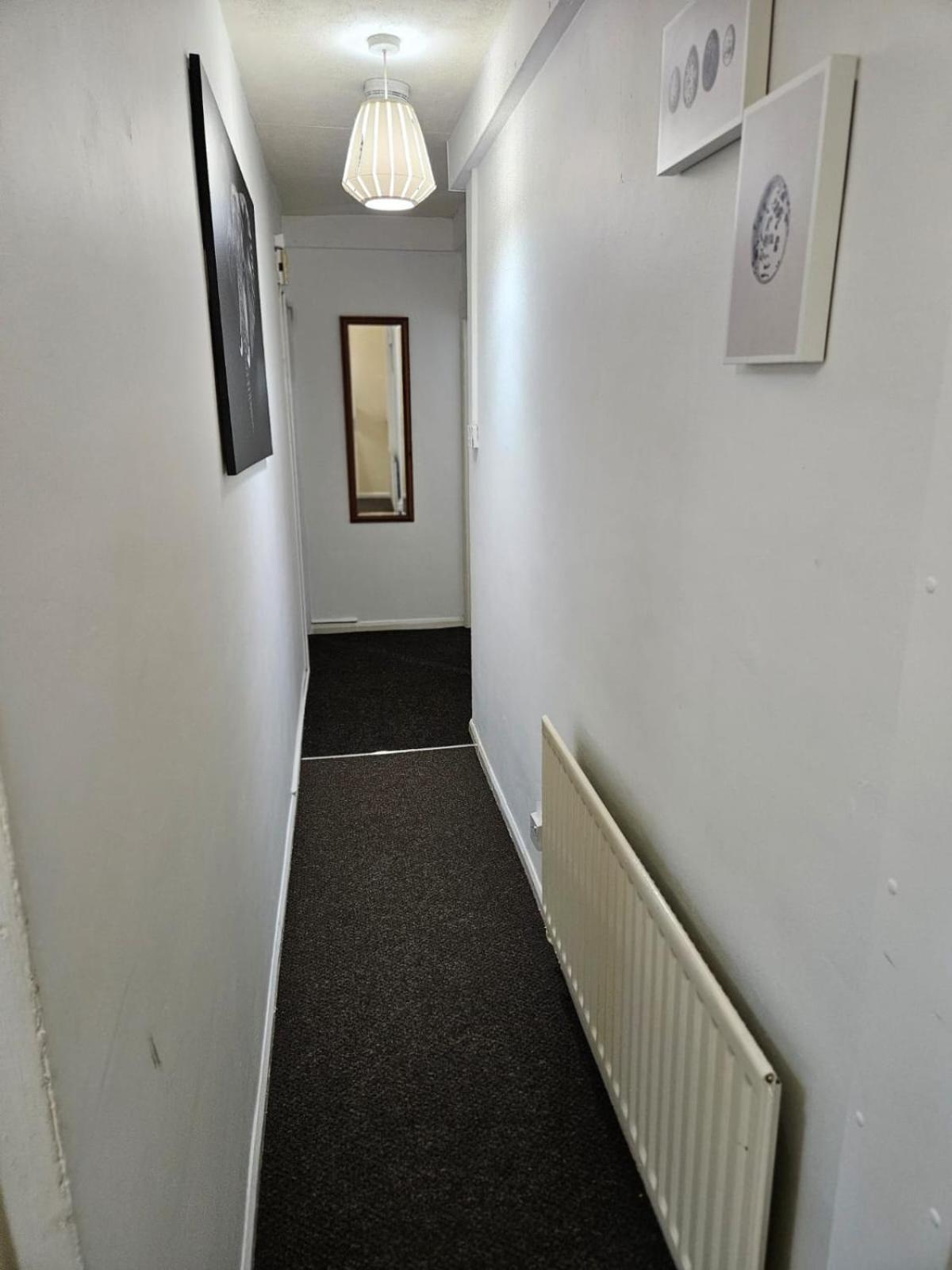 Nariken Apartments, Cardiff Exterior photo